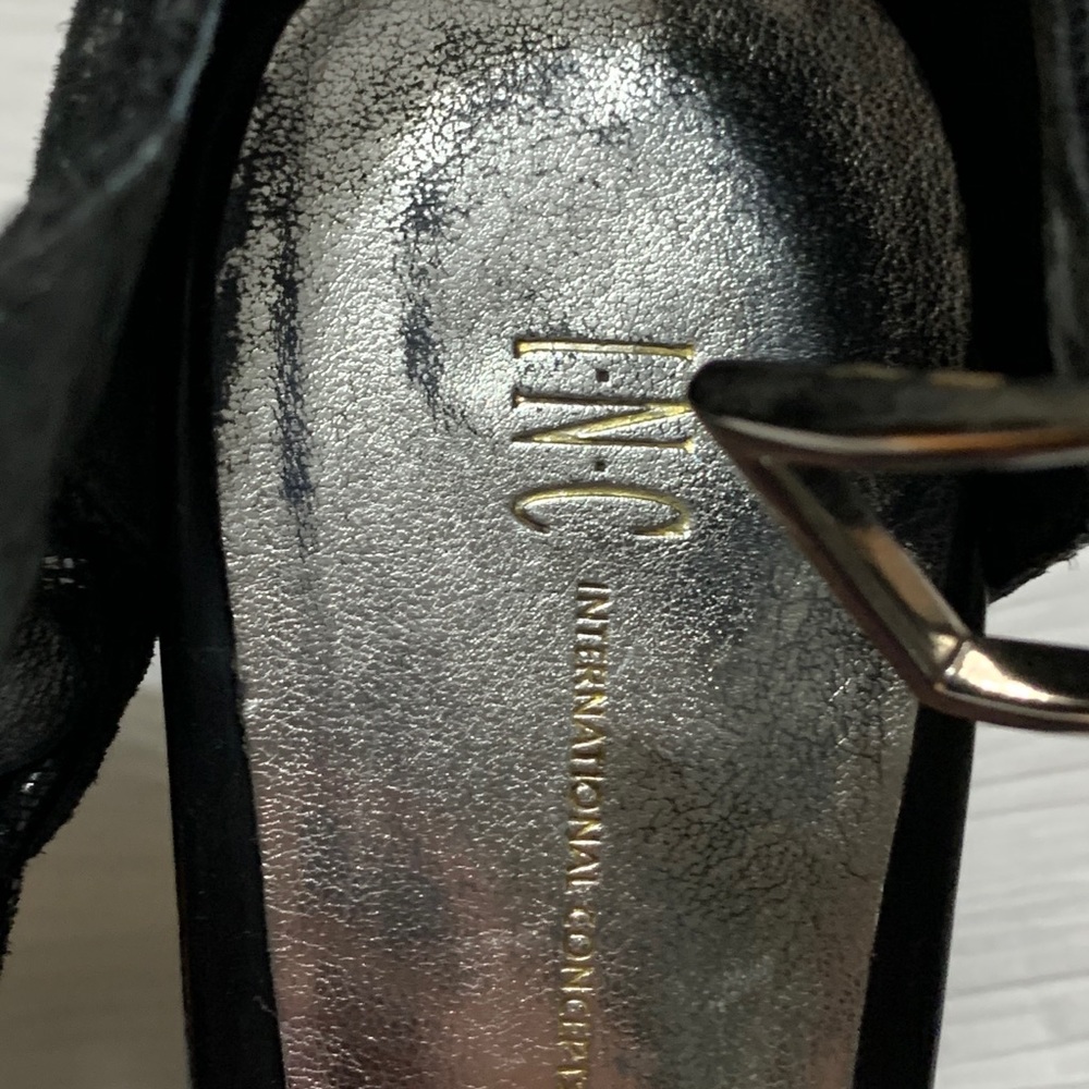 Shoes - Picture 9 of 16